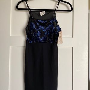 Sleepwear black with velvet details